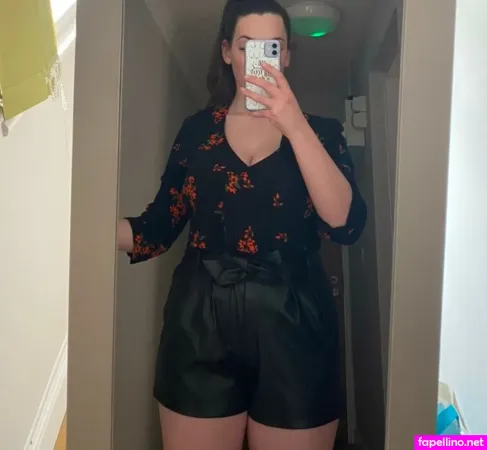 Danielle Smith OnlyFans Thumbnail #6hV0KnbmDo