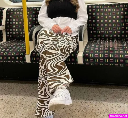 Danielle Smith OnlyFans Thumbnail #7rogvUcGM4