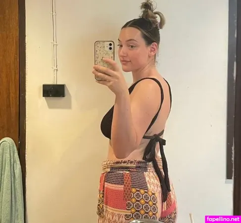 Danielle Smith OnlyFans Thumbnail #caRTh2xexl
