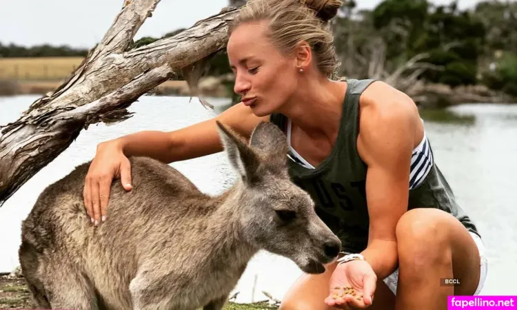 Danielle Wyatt Main Profile Photo