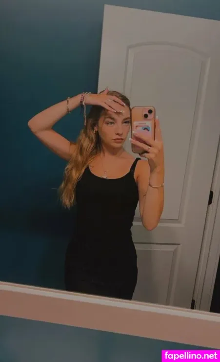 Daniellee Rosee OnlyFans Thumbnail #77ZBMAgU1k