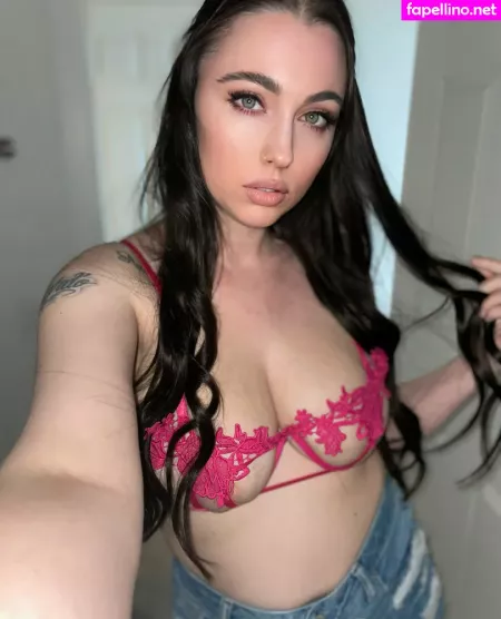 Daniellelancaster OnlyFans Thumbnail #h6A9a3YvqN