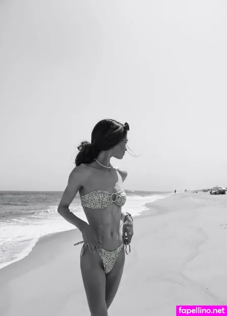 Daniellemeghan OnlyFans Thumbnail #HEYhgIf4K4