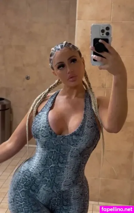 Daniibanks 3 OnlyFans Thumbnail #fdJxs8JAq9