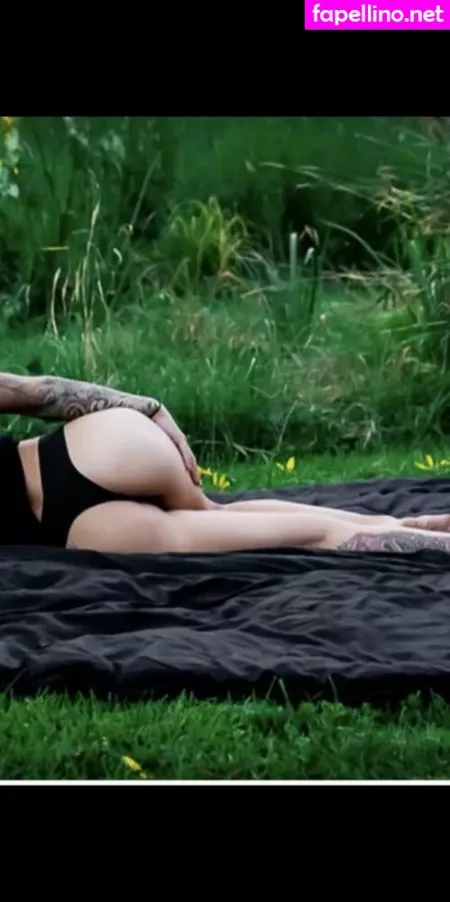 Daniiiielle 13 OnlyFans Thumbnail #8TIVVNYvAG