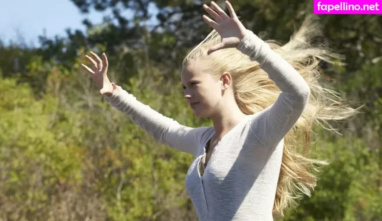 Danika Yarosh OnlyFans Thumbnail #4nxeuV5quD