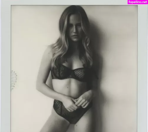 Danika Yarosh OnlyFans Thumbnail #ZWVvRQYlwZ