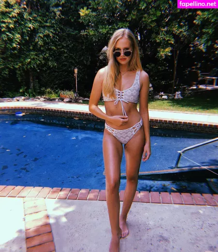 Danika Yarosh OnlyFans Thumbnail #s5wosZDdEt