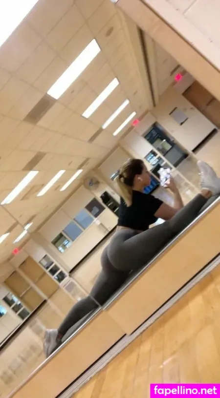 Danika OnlyFans Thumbnail #16r7QZX2p6