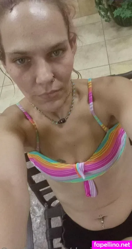 Danilea1990 OnlyFans Thumbnail #0ypnVFgUCt