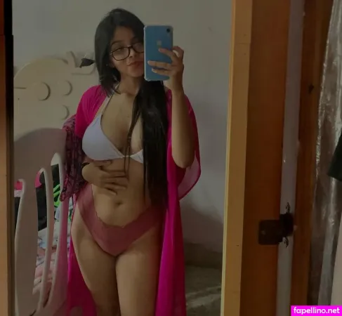 Danna Soledispa OnlyFans Thumbnail #QXZP9D4hkQ