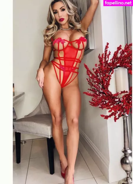 Dannii Harwood OnlyFans Thumbnail #ytZsah9WdD