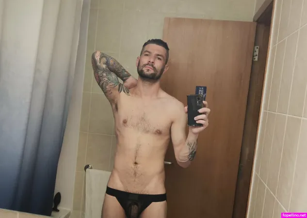 Danny Kinks Main Profile Photo