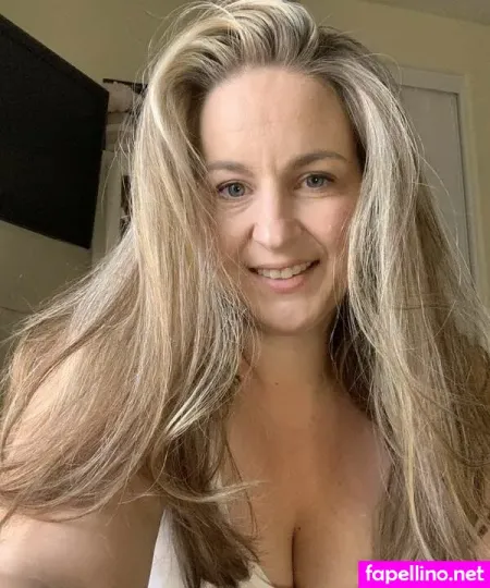 Daphne 2 OnlyFans Thumbnail #Rg9qlRFZQo