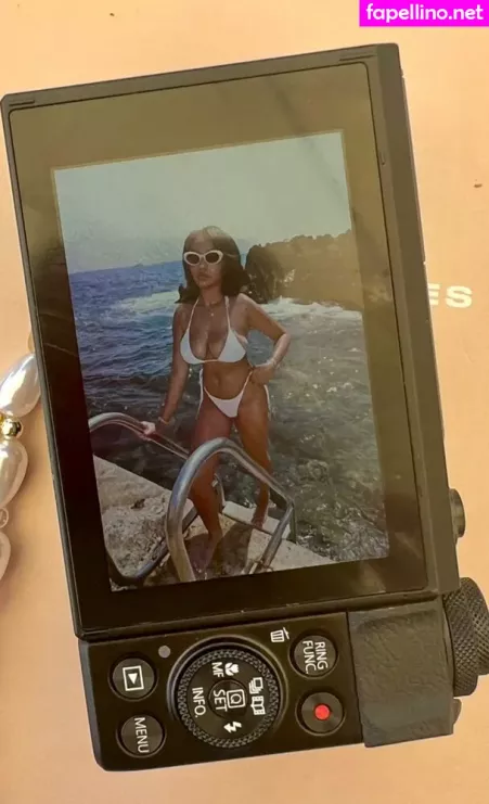 Daphne Blunt OnlyFans Thumbnail #huvtGBFkr5