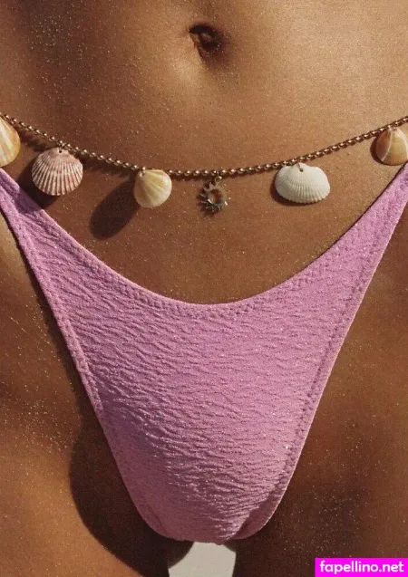 Daphne Groeneveld OnlyFans Thumbnail #1Z3W5HEHIN