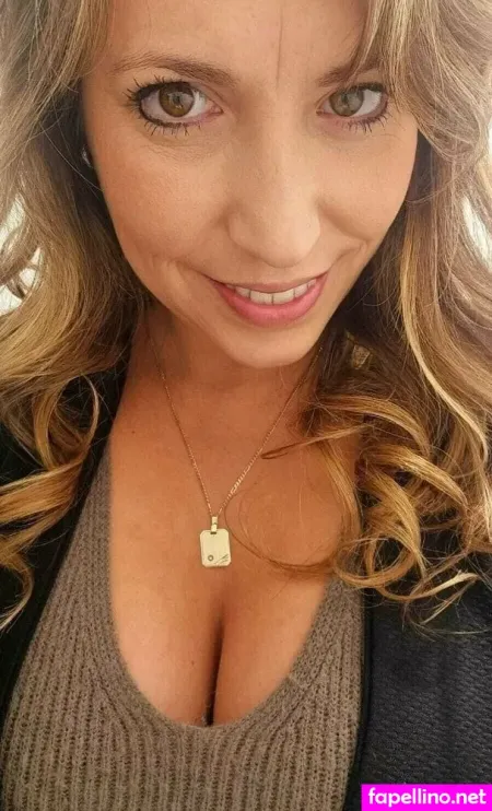 Daphne Laat OnlyFans Thumbnail #DVsEmJn3YF