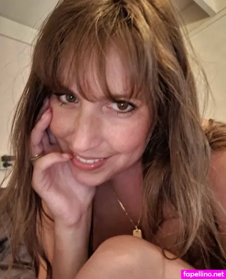 Daphne Laat OnlyFans Thumbnail #ZFsgyXTyHx