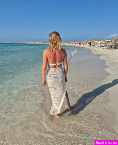 Daphne142 OnlyFans Thumbnail #3ysjbISWSO