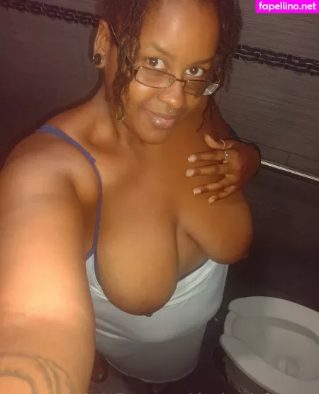 Daphnelefemme OnlyFans Thumbnail #kEKraJztXf