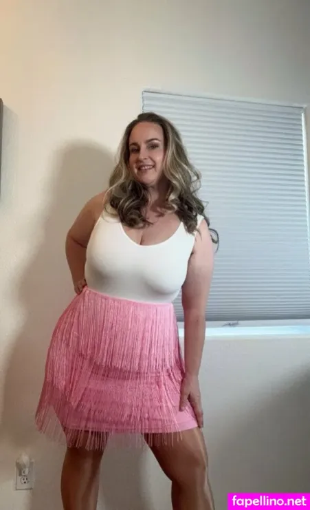 Daphnewest OnlyFans Thumbnail #YMlcP8MUTC