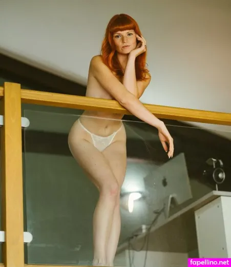 Darcie Louise Model OnlyFans Thumbnail #LGQwrrvya3