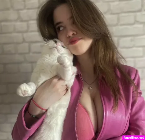 Daria Aref OnlyFans Thumbnail #FOt5wVnKRu