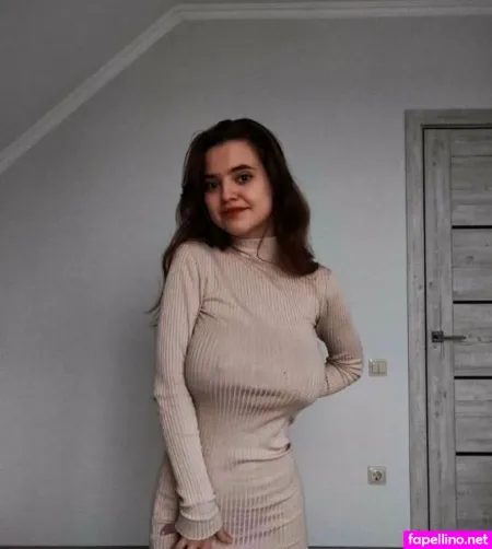 Daria Aref OnlyFans Thumbnail #wRvLMAX715