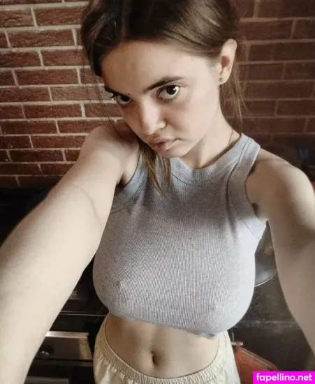 Daria Aref OnlyFans Thumbnail #yVOTiotfAC