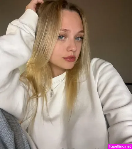 Daria Das Auto OnlyFans Thumbnail #lnMslrpOUa