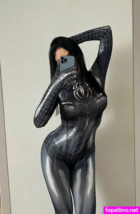 Daria Gurieva OnlyFans Thumbnail #Fh9o4bwtmy