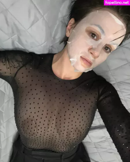 Daria Perel OnlyFans Thumbnail #GlF6sTxCFy