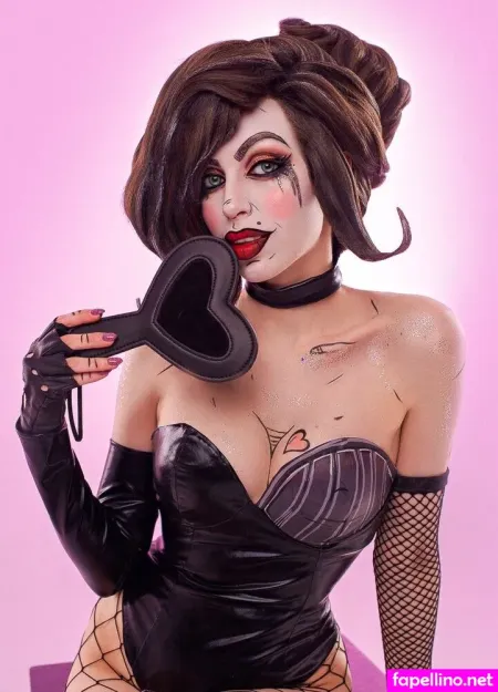 Daria Rooz OnlyFans Thumbnail #TPckhfiwBo