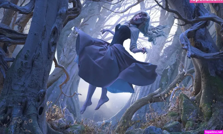 Daria Rooz Main Profile Photo