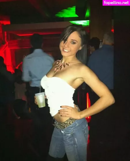 Daria Thibault OnlyFans Thumbnail #ekShvupR35