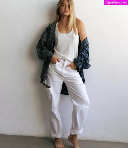 Daria Tyazkhun OnlyFans Thumbnail #WavqWXuF69