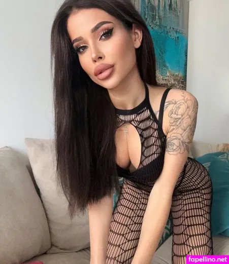 Darina Bliek 1 OnlyFans Thumbnail #WvPAg0ox2t