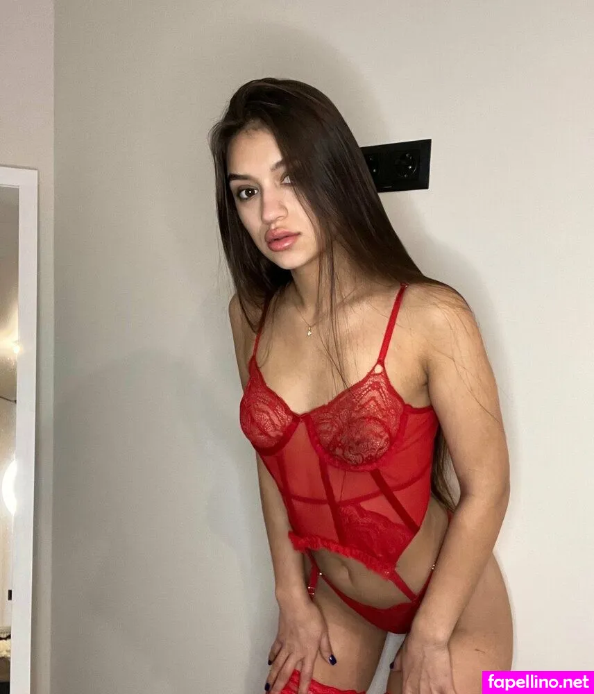 darina_dari, darinadari_ Nude Leaked OnlyFans Photo #2h5wHWEIsf