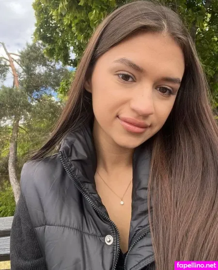 Darina Dari OnlyFans Thumbnail #L7BOWdQUyo