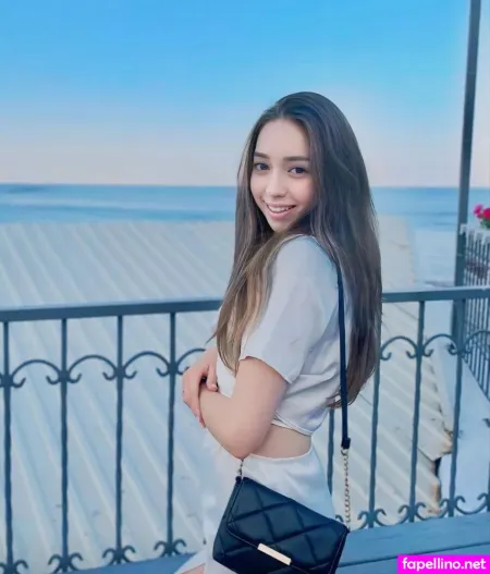 Darina In Love19 OnlyFans Thumbnail #HBpFZCLNlx