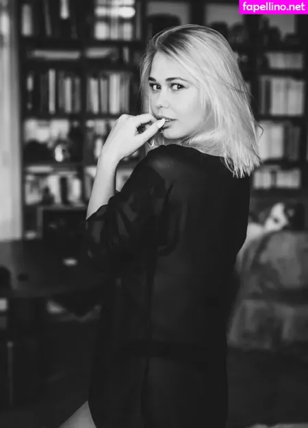 Darina Nikitina OnlyFans Thumbnail #h9XiBdV3Ii