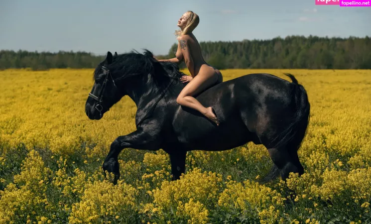 Darina Nikitina OnlyFans Thumbnail #wPN99epSGv