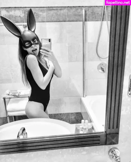 Darina Rey OnlyFans Thumbnail #3wFD2MstVc