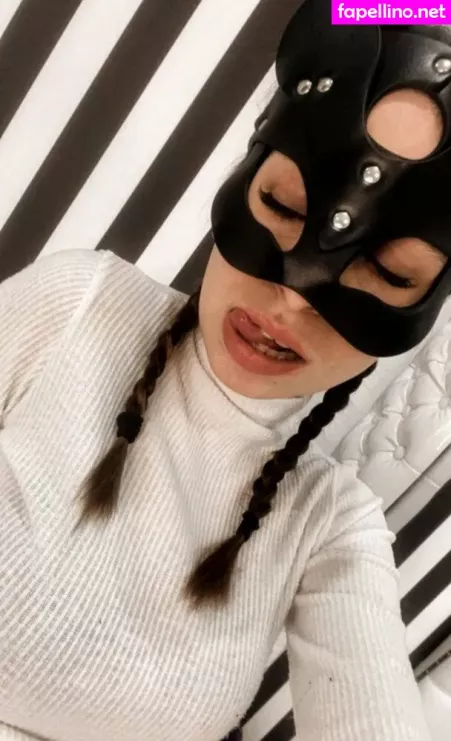 Darina Rey OnlyFans Thumbnail #z2vDQhNh8J