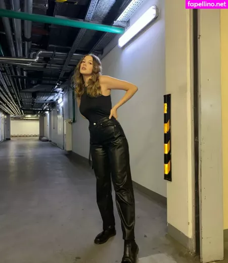 Darina OnlyFans Thumbnail #kJ9vfiCvop