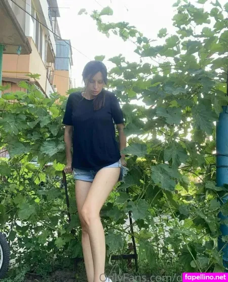 Darinarey OnlyFans Thumbnail #XkAs1JSu7Y