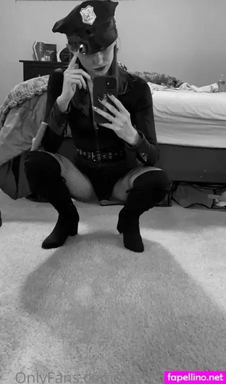 Dark Mistress5 OnlyFans Thumbnail #2pLjlDrcNP