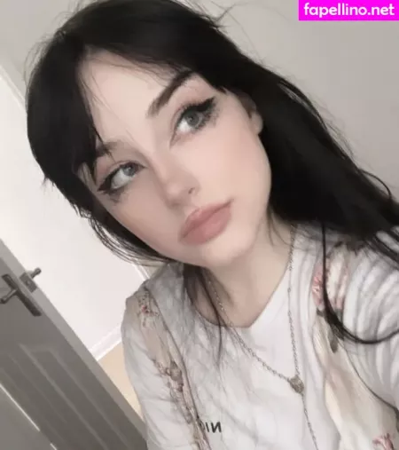 Darkbabybrat OnlyFans Thumbnail #lCcXvTRJob