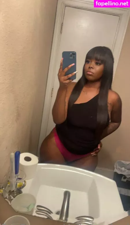 Darkchocolatekaay OnlyFans Thumbnail #6q7YFzuUTe