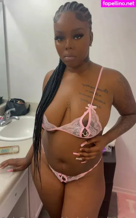 Darkchocolatekaay OnlyFans Thumbnail #Xpf7lV8HES